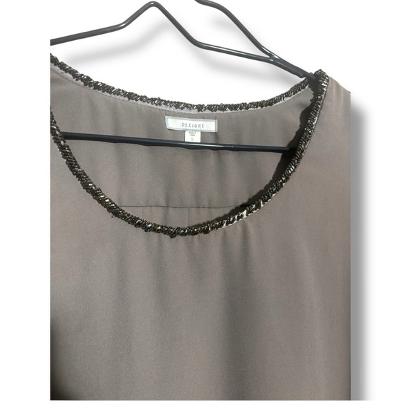 PLEIONE Women's Small Beaded Neckline Flowy Elegant Gray/Green Short Sleeve Top - Picture 9 of 16